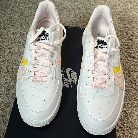 AF1 - Picture 4 of 6